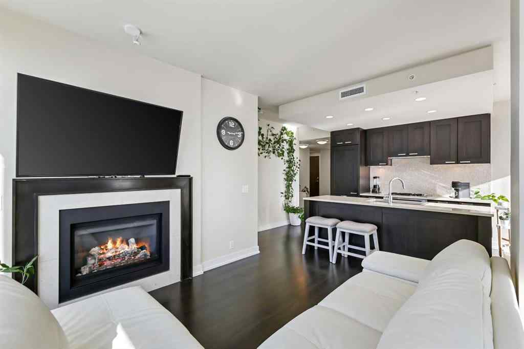 MLS® A2251222 - Unit #825 222 Riverfront Avenue SW in Chinatown Calgary, Residential