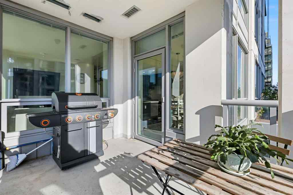 MLS® A2251222 - Unit #825 222 Riverfront Avenue SW in Chinatown Calgary, Residential