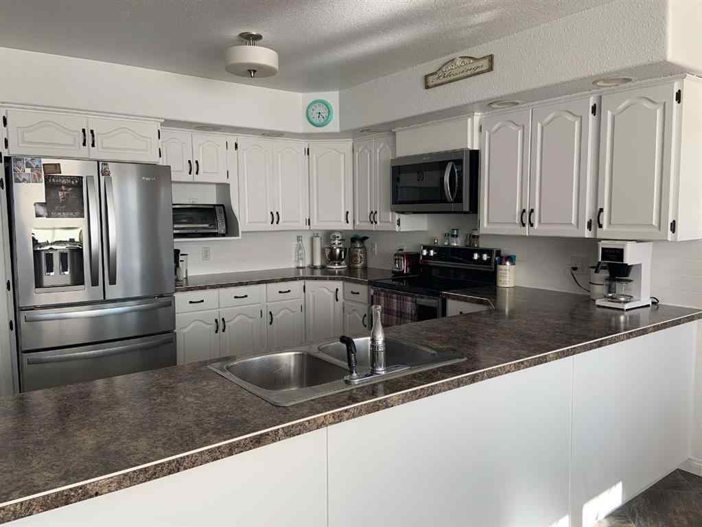 MLS® A2251223 - 104406 RGE RD 162   in NONE La Crete, Residential
