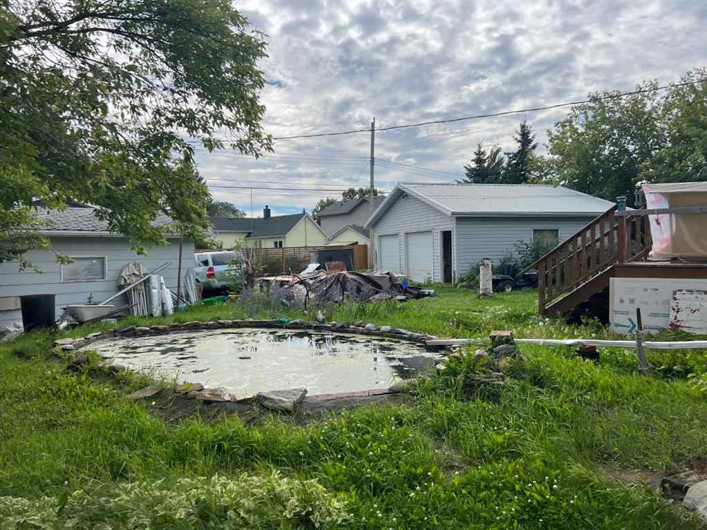 MLS® A2251228 - 5233 50 Street  in Daysland Daysland, Residential