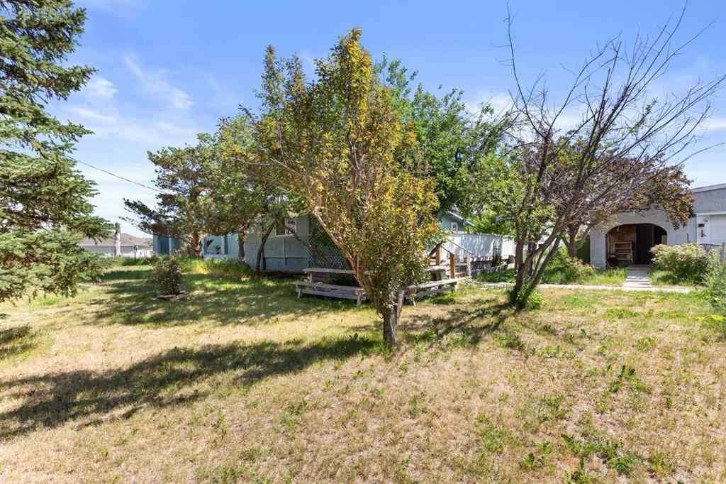 MLS® A2251231 - 428 6 Street  in NONE Suffield, Residential