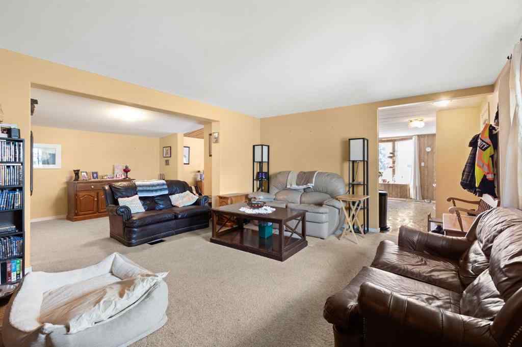 MLS® A2251231 - 428 6 Street  in NONE Suffield, Residential