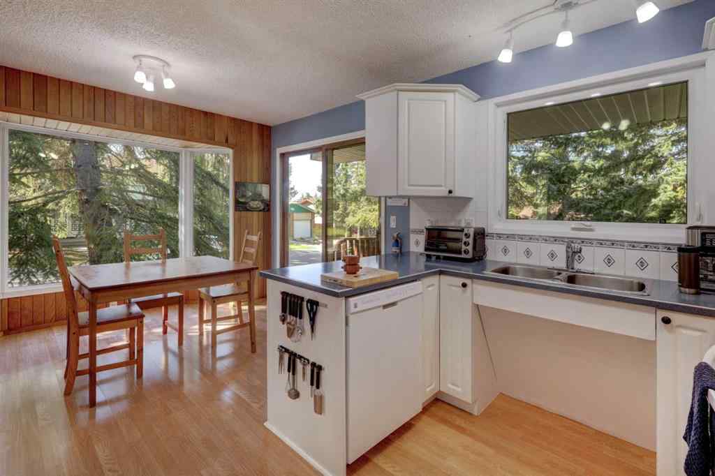 MLS® A2251238 - 5601 Dalcastle Hill NW in Dalhousie Calgary, Residential