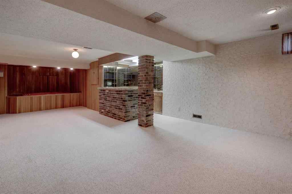 MLS® A2251238 - 5601 Dalcastle Hill NW in Dalhousie Calgary, Residential