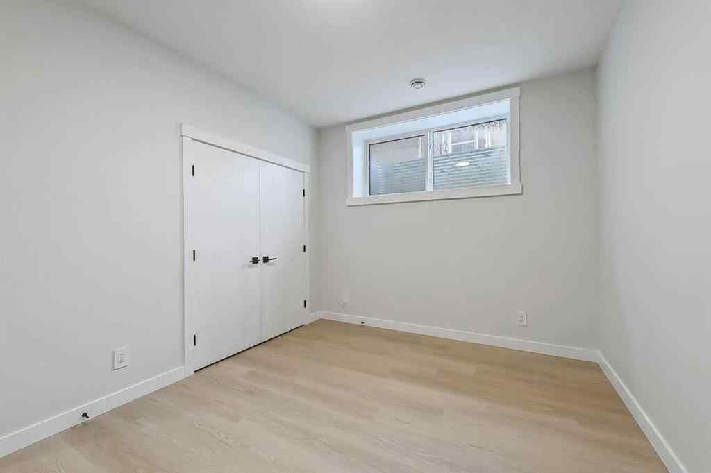 MLS® A2251245 - 910 15 Avenue NE in Renfrew Calgary, Residential