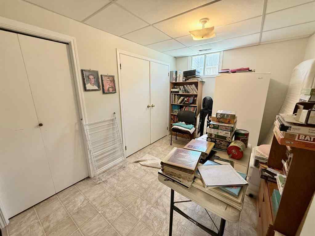 MLS® A2251249 - 807 8 Avenue SE in Emerson Lake Estates High River, Residential