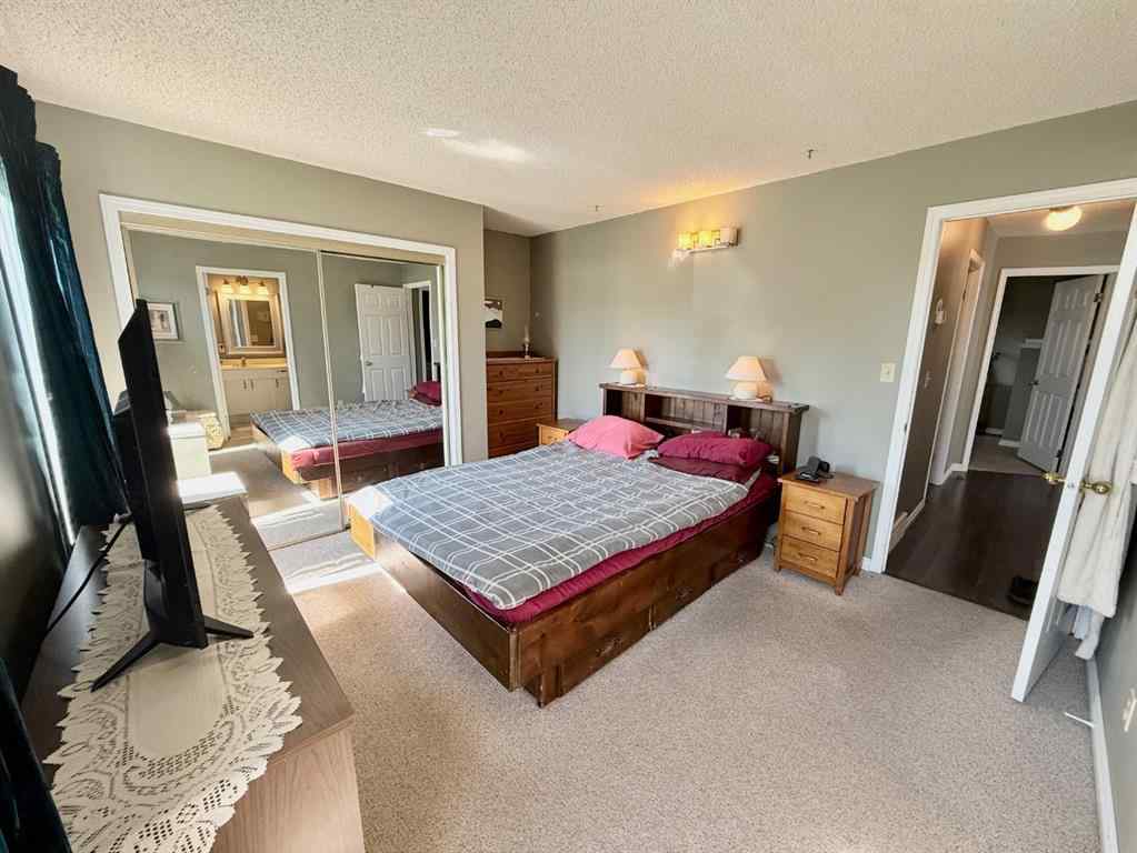 MLS® A2251249 - 807 8 Avenue SE in Emerson Lake Estates High River, Residential