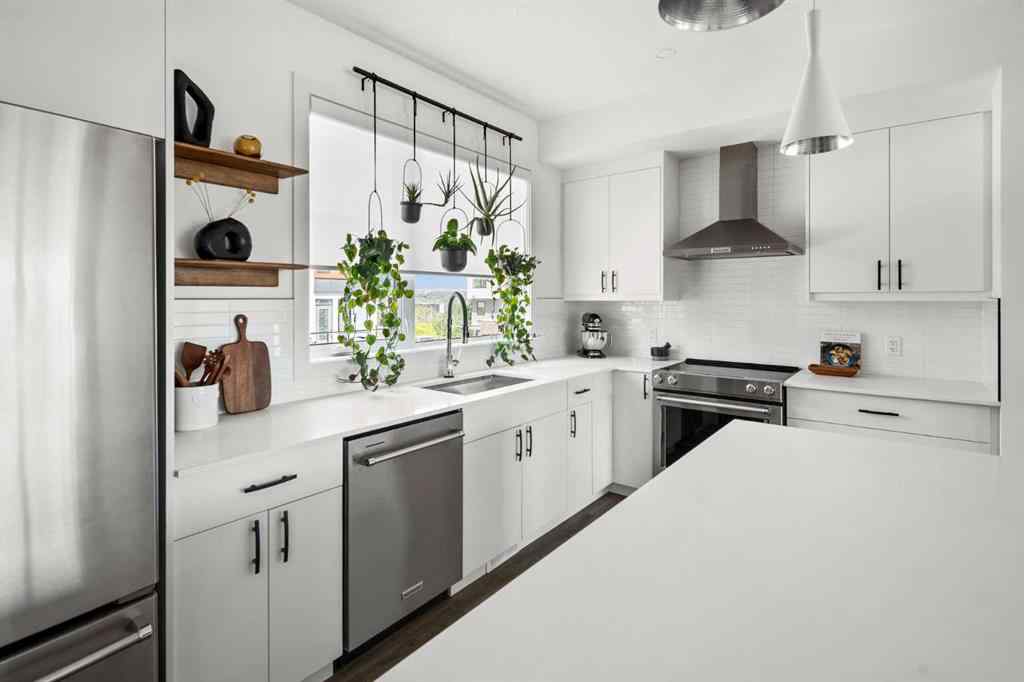 MLS® A2251251 - 34 Na'a Heights SW in Medicine Hill Calgary, Residential