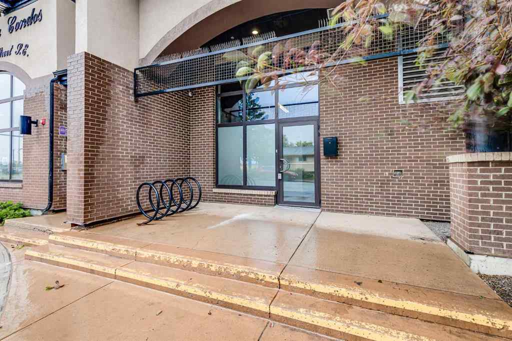 MLS® A2251256 - Unit #140 5430 17 Avenue SE in Penbrooke Meadows Calgary, Commercial