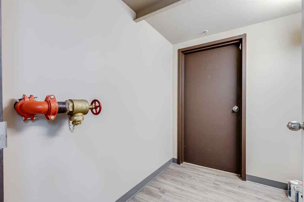 MLS® A2251256 - Unit #140 5430 17 Avenue SE in Penbrooke Meadows Calgary, Commercial