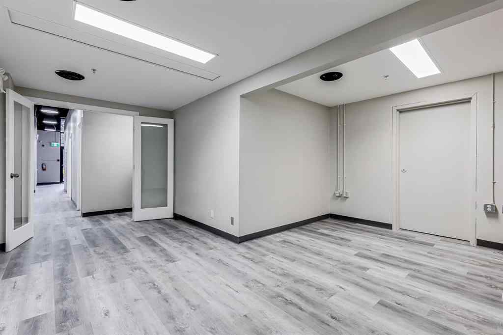 MLS® A2251257 - Unit #140 5430 17 Avenue SE in Penbrooke Meadows Calgary, Commercial