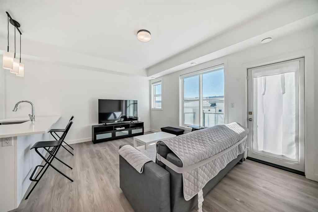 MLS® A2251267 - Unit #41 2117 81 Street SW in Springbank Hill Calgary, Residential