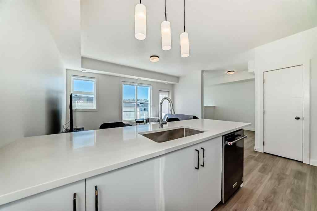 MLS® A2251267 - Unit #41 2117 81 Street SW in Springbank Hill Calgary, Residential