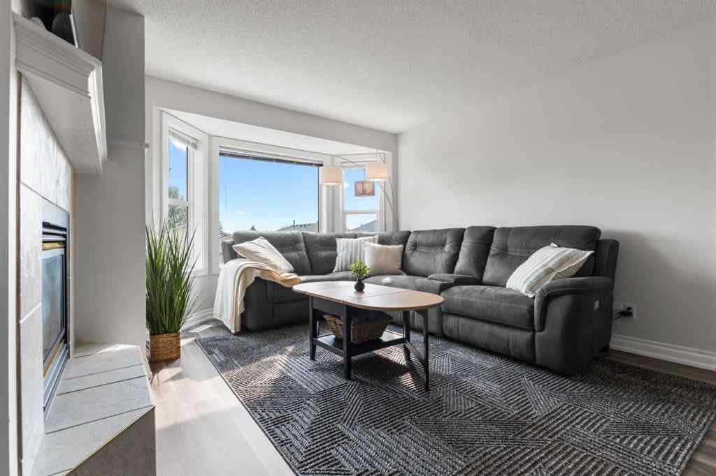 MLS® A2251268 - 9 Sandarac Way NW in Sandstone Valley Calgary, Residential