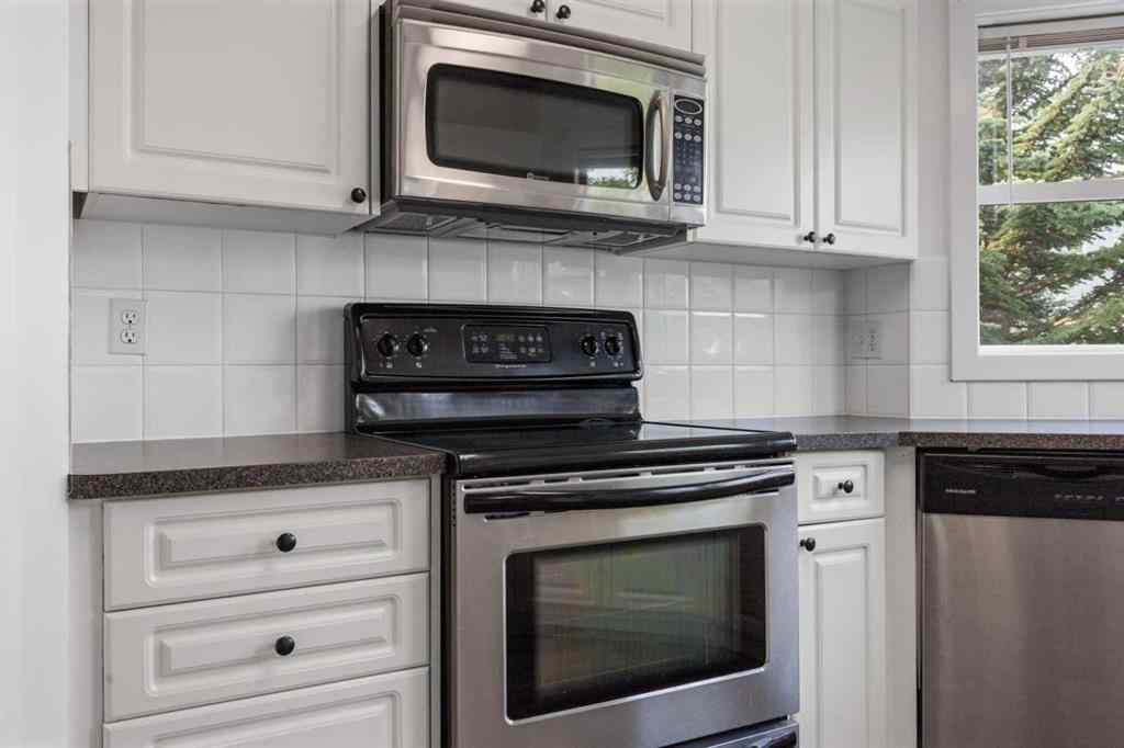 MLS® A2251268 - 9 Sandarac Way NW in Sandstone Valley Calgary, Residential