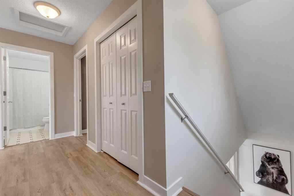 MLS® A2251268 - 9 Sandarac Way NW in Sandstone Valley Calgary, Residential