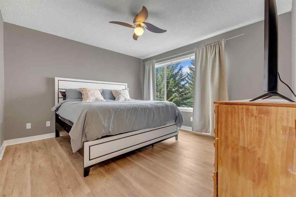 MLS® A2251268 - 9 Sandarac Way NW in Sandstone Valley Calgary, Residential