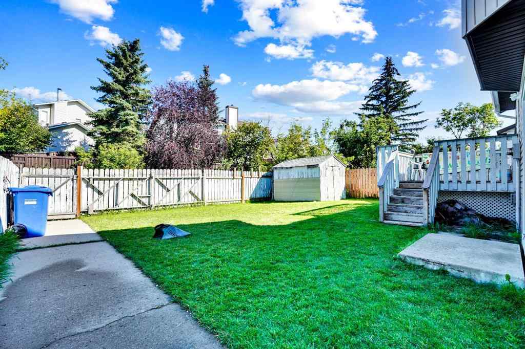MLS® A2251270 - 4630 43 Street NE in Whitehorn Calgary, Residential