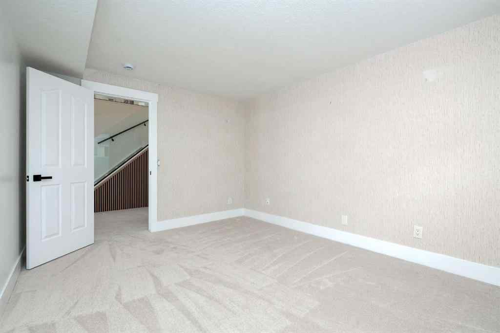 MLS® A2251272 - 31 Scenic Park Crescent NW in Scenic Acres Calgary, Residential
