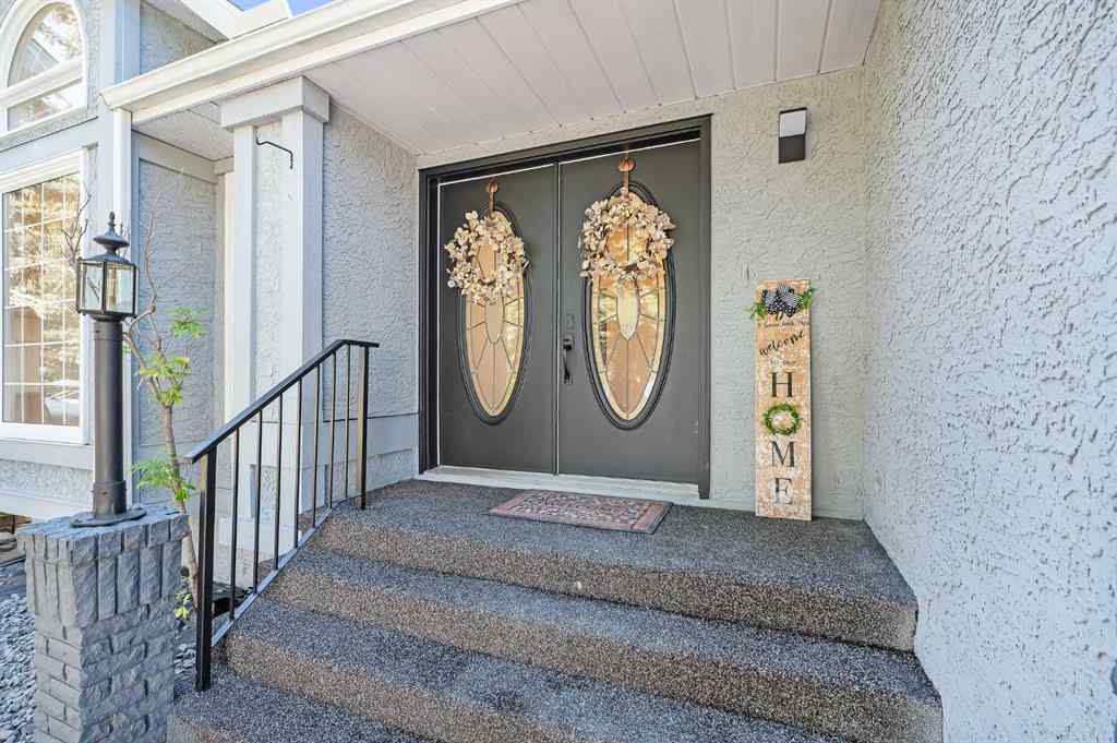 MLS® A2251272 - 31 Scenic Park Crescent NW in Scenic Acres Calgary, Residential