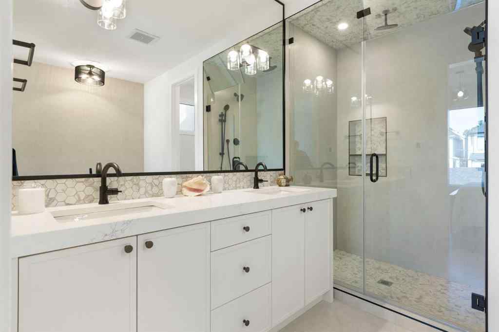 MLS® A2251276 - 2006 41 Avenue SW in Altadore Calgary, Residential