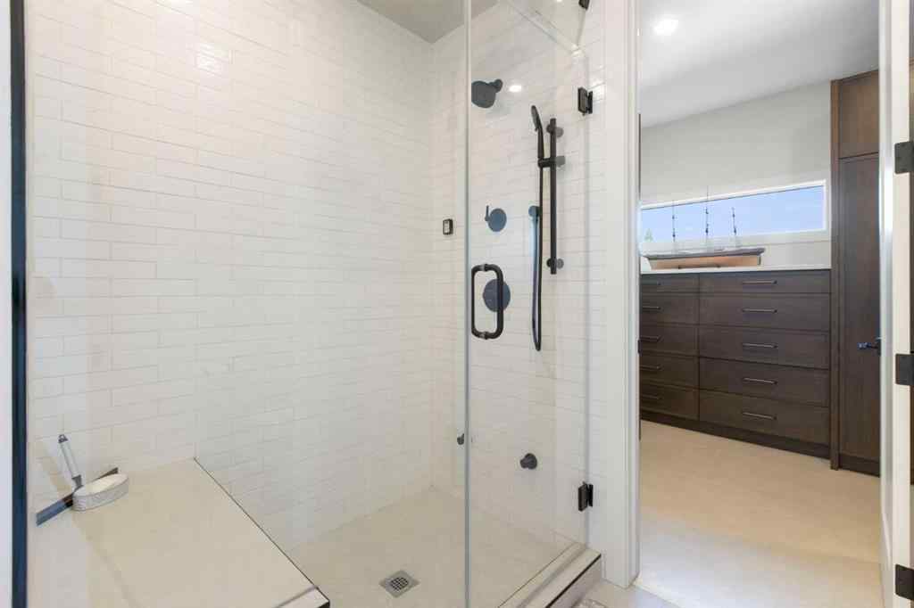 MLS® A2251276 - 2006 41 Avenue SW in Altadore Calgary, Residential