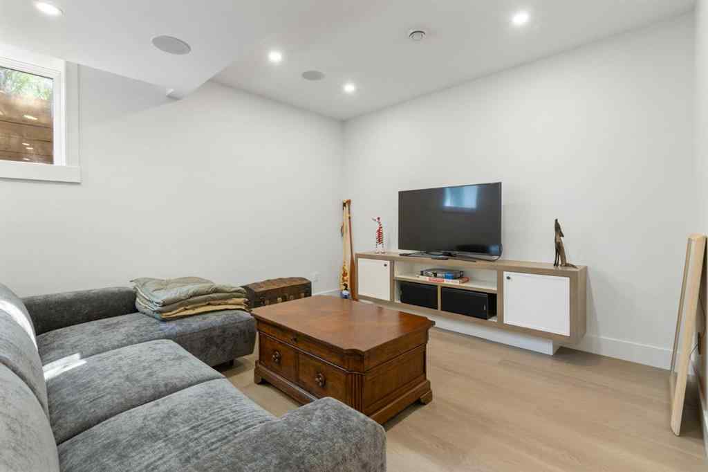 MLS® A2251276 - 2006 41 Avenue SW in Altadore Calgary, Residential