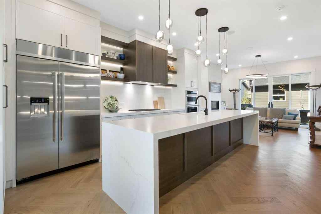 MLS® A2251276 - 2006 41 Avenue SW in Altadore Calgary, Residential