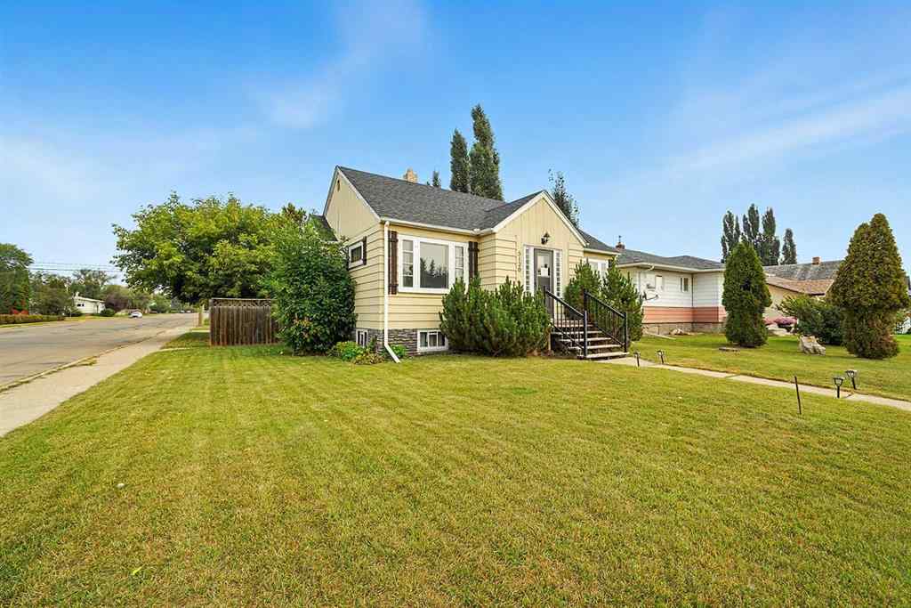 MLS® A2251277 - 5120 48 Avenue  in Central Ponoka Ponoka, Residential