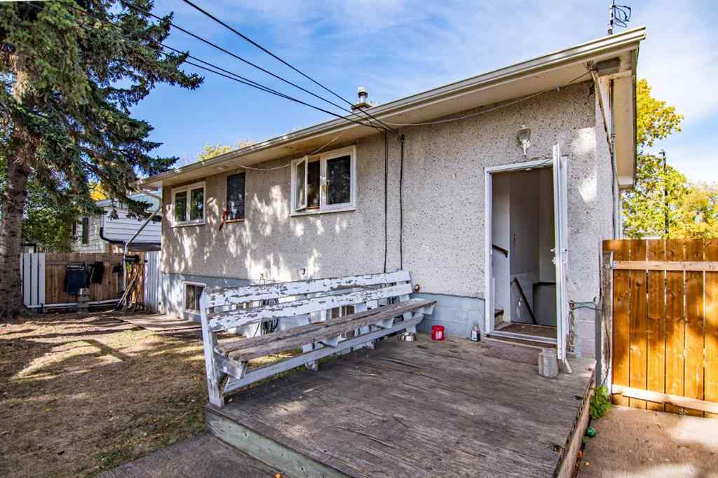 MLS® A2251283 - 3721 46 Street  in Eastview Red Deer, Residential