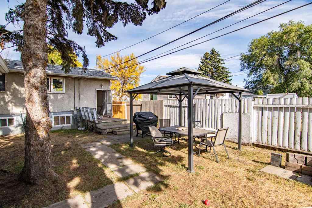 MLS® A2251283 - 3721 46 Street  in Eastview Red Deer, Residential
