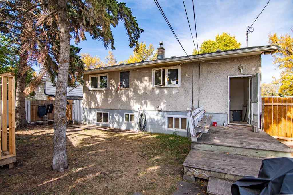 MLS® A2251283 - 3721 46 Street  in Eastview Red Deer, Residential