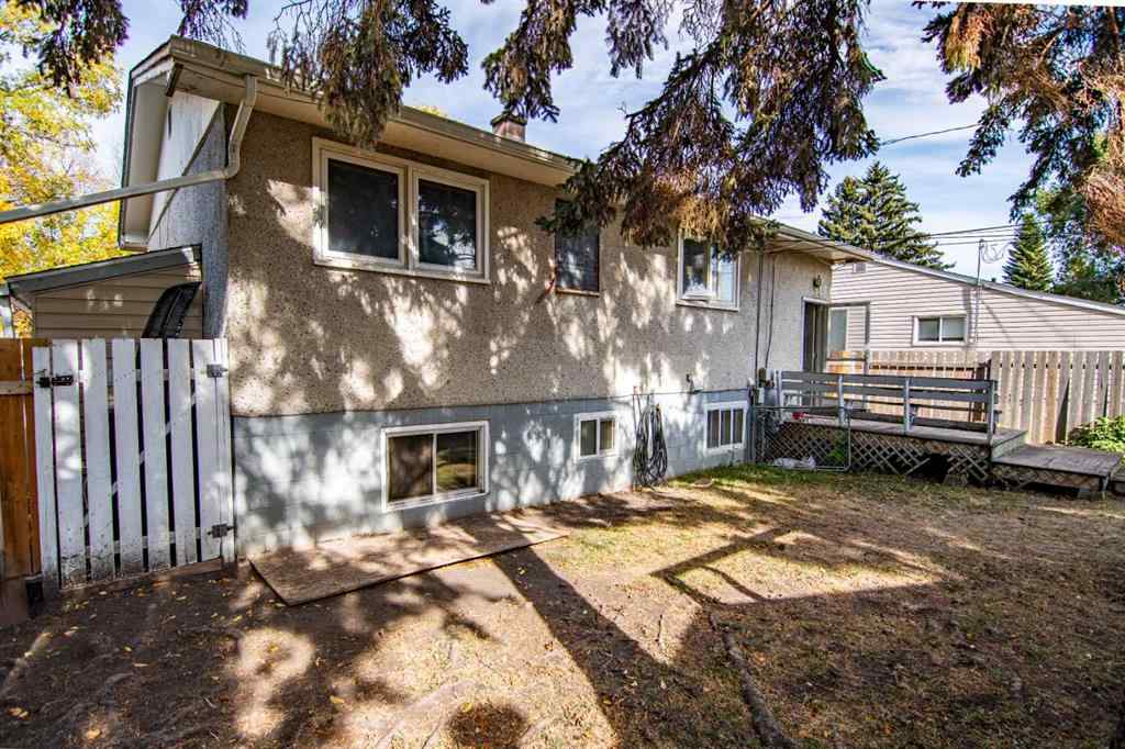 MLS® A2251283 - 3721 46 Street  in Eastview Red Deer, Residential