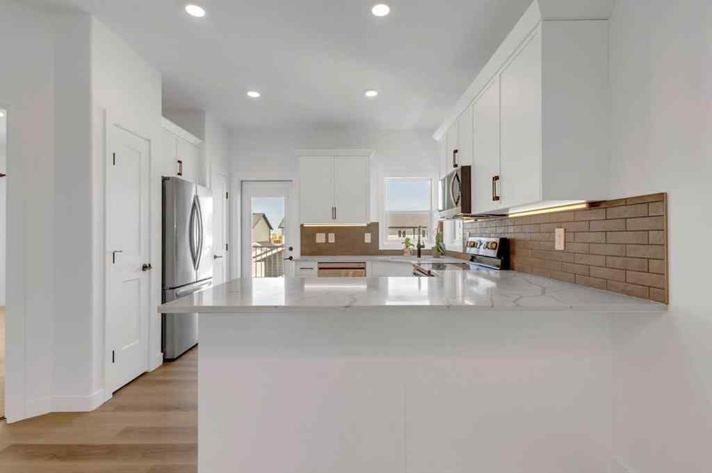 MLS® A2251286 - 9 Ian Way  in Iron Gate Sylvan Lake, Residential