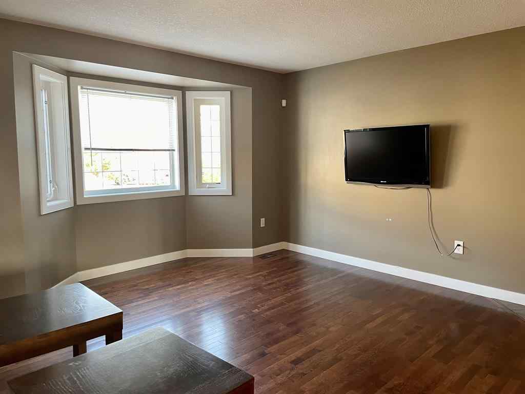 MLS® A2251295 - Unit #8 1616 41 Street  in Edson Edson, Residential