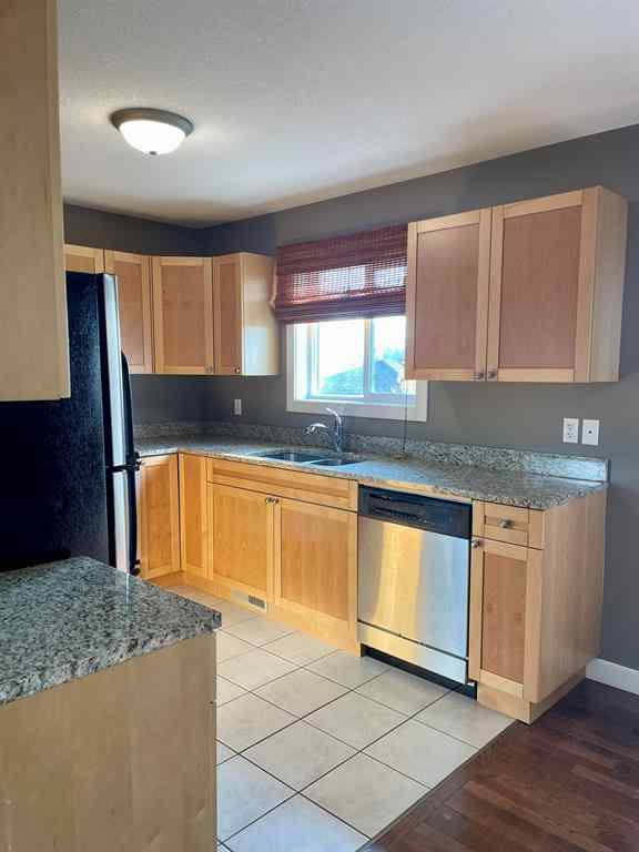 MLS® A2251295 - Unit #8 1616 41 Street  in Edson Edson, Residential
