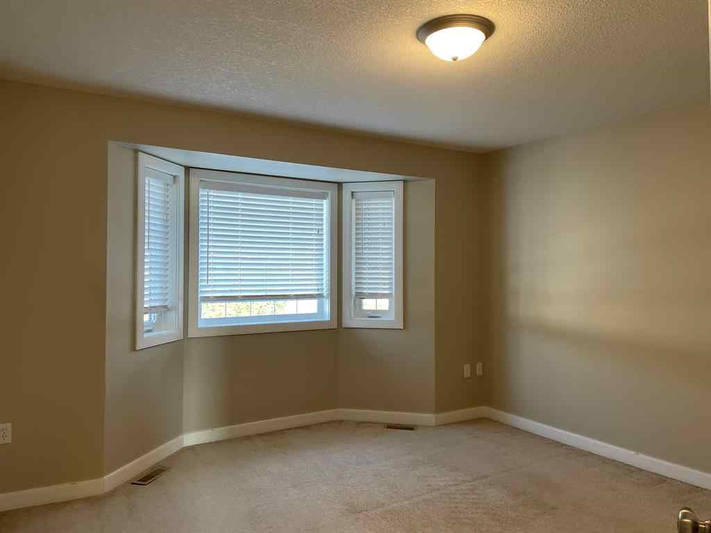 MLS® A2251295 - Unit #8 1616 41 Street  in Edson Edson, Residential