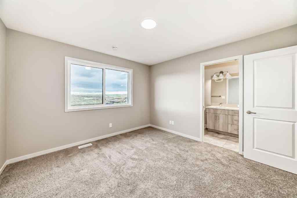 MLS® A2251296 - 176 Sawgrass Gate NW in Sawgrass Park Airdrie, Residential