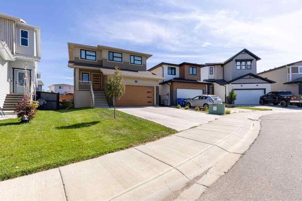 MLS® A2251300 - 1366 Pacific Circle W in Garry Station Lethbridge, Residential