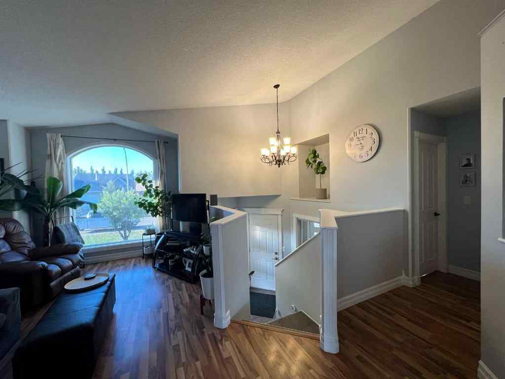 MLS® A2251303 - 9204 102nd Avenue  in NONE Sexsmith, Residential