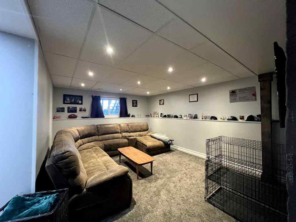 MLS® A2251303 - 9204 102nd Avenue  in NONE Sexsmith, Residential