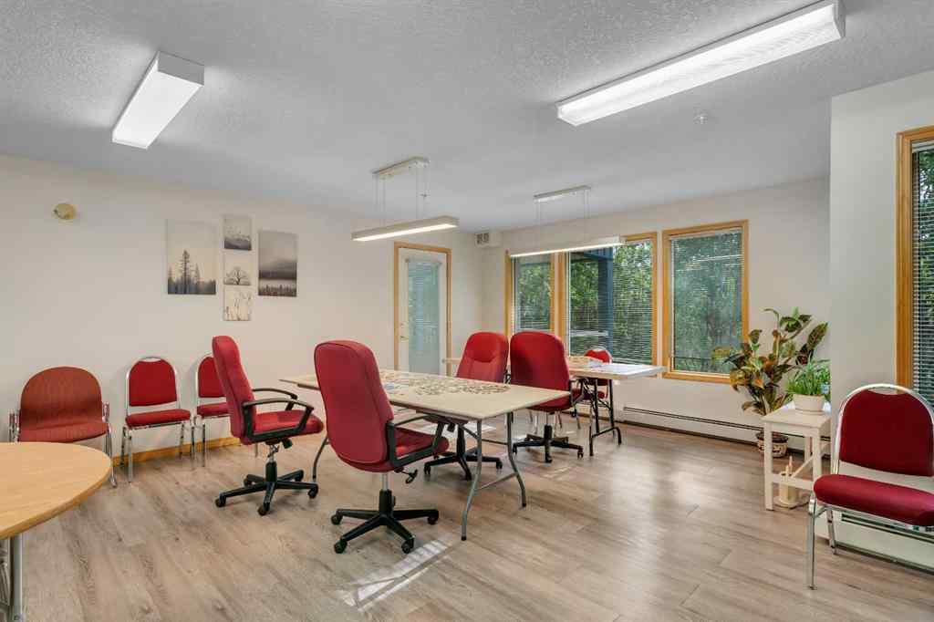 MLS® A2251307 - Unit #109 7239 Sierra Morena Boulevard SW in Signal Hill Calgary, Residential