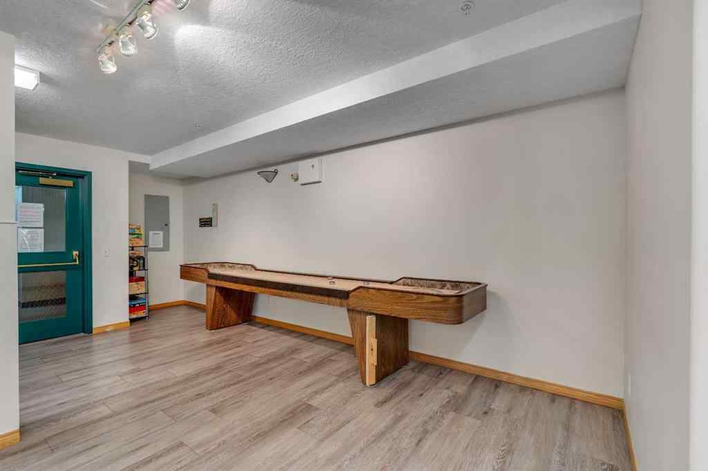 MLS® A2251307 - Unit #109 7239 Sierra Morena Boulevard SW in Signal Hill Calgary, Residential