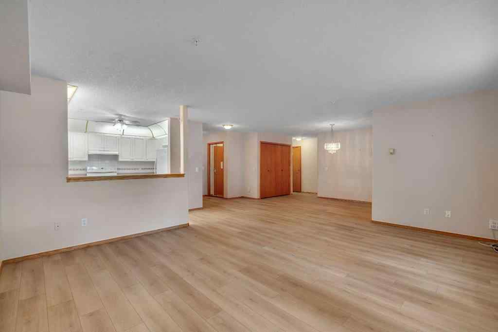 MLS® A2251307 - Unit #109 7239 Sierra Morena Boulevard SW in Signal Hill Calgary, Residential