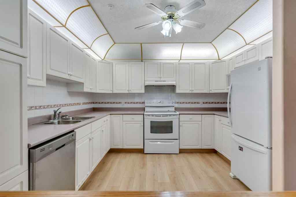 MLS® A2251307 - Unit #109 7239 Sierra Morena Boulevard SW in Signal Hill Calgary, Residential