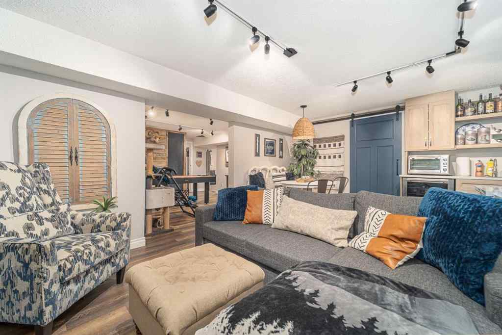 MLS® A2251311 - 1126 Great Lakes Road S in Lakeview Lethbridge, Residential