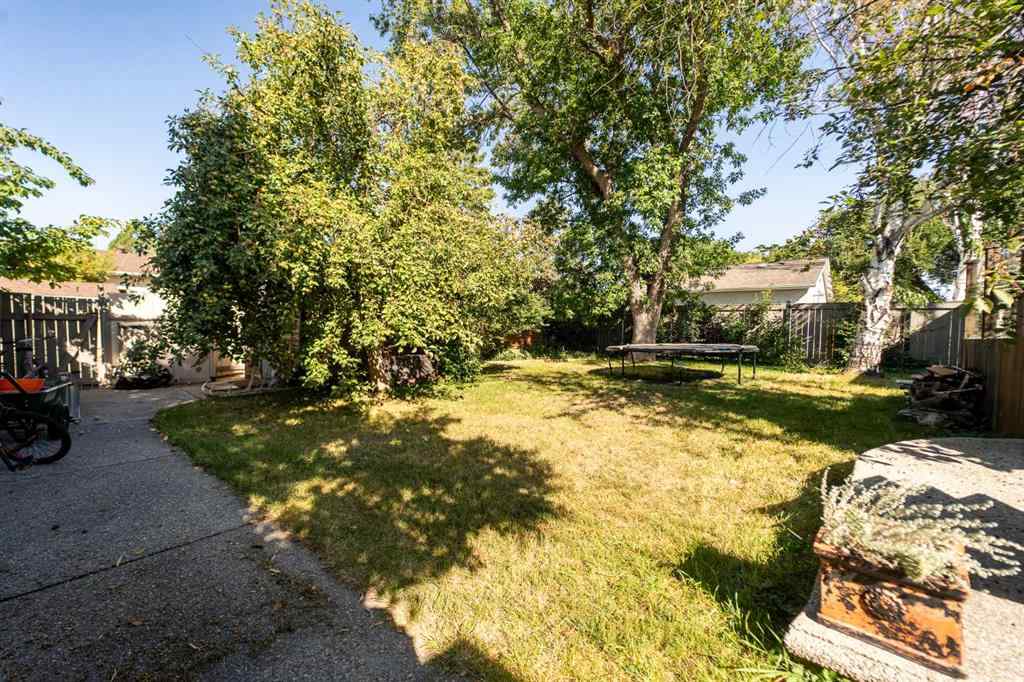 MLS® A2251311 - 1126 Great Lakes Road S in Lakeview Lethbridge, Residential