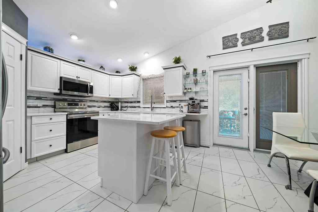 MLS® A2251313 - 132 Ranchman Place NE in Ranchland Medicine Hat, Residential