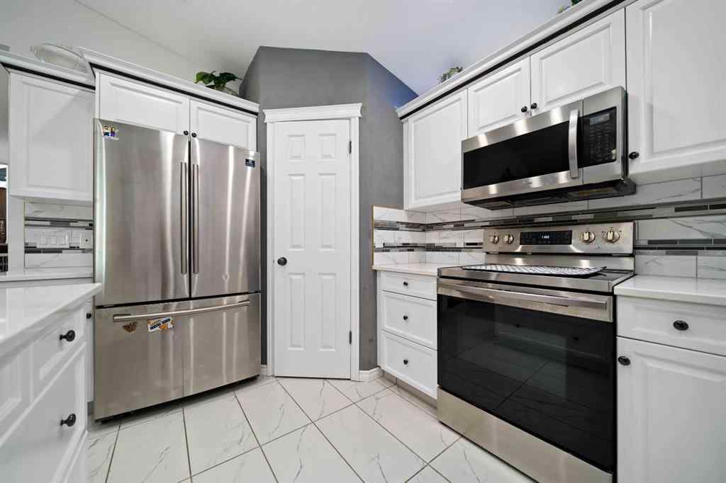 MLS® A2251313 - 132 Ranchman Place NE in Ranchland Medicine Hat, Residential
