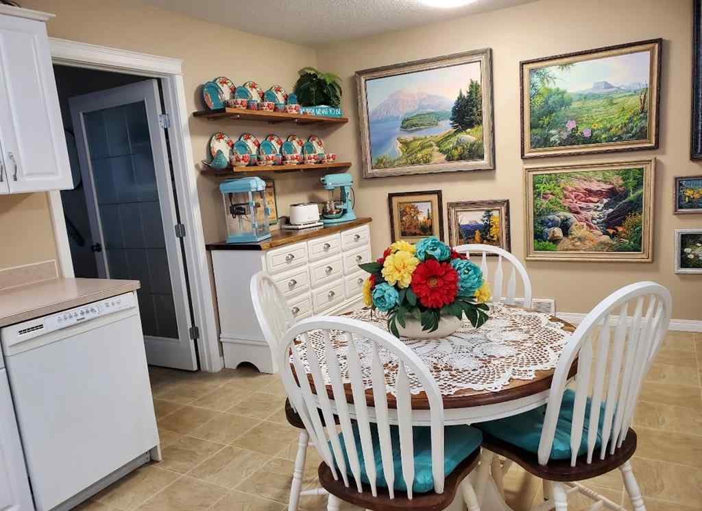 MLS® A2251314 - 785 6 Street W in NONE Cardston, Residential